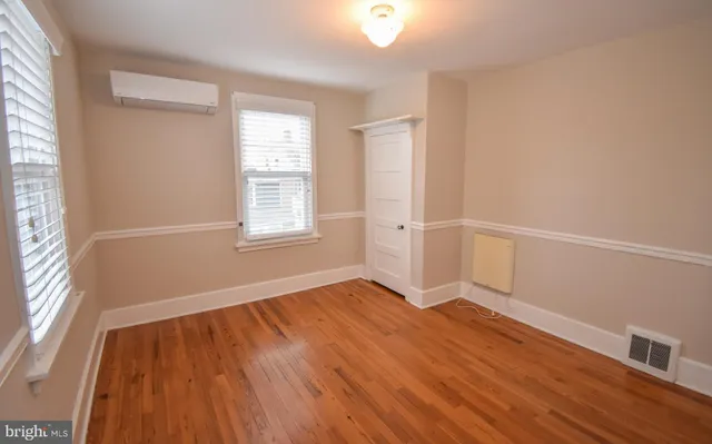 $3,040 | 76 South Hamilton Street, Doylestown, PA 18901