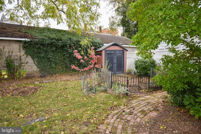 $3,040 | 76 South Hamilton Street, Doylestown, PA 18901