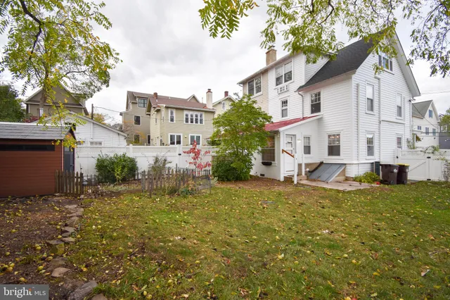 $3,040 | 76 South Hamilton Street, Doylestown, PA 18901