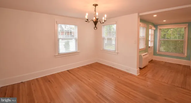 $3,040 | 76 South Hamilton Street, Doylestown, PA 18901