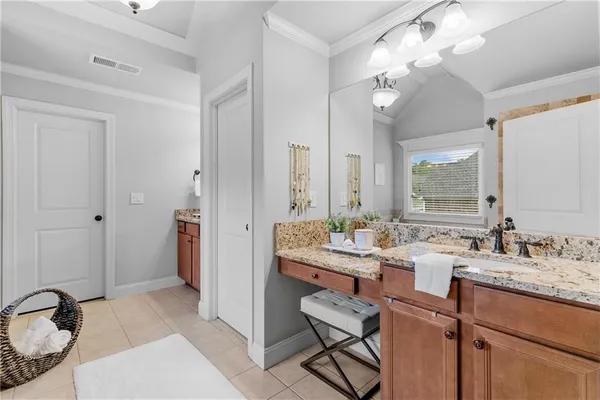 $789,900 | 1985 Chapel Estates Lane Southeast, Dacula, GA 30019