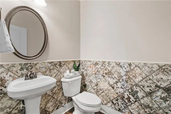 $789,900 | 1985 Chapel Estates Lane Southeast, Dacula, GA 30019