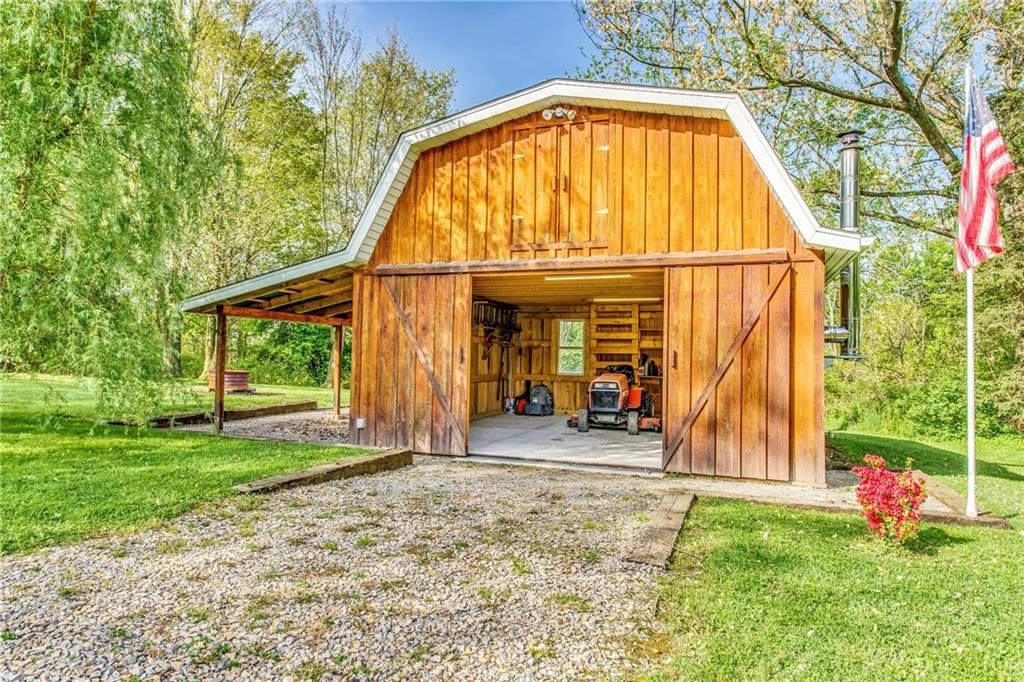 2031 Hulton Road Verona, PA 15147 - Photo 19 of 20 Gallery Image 19