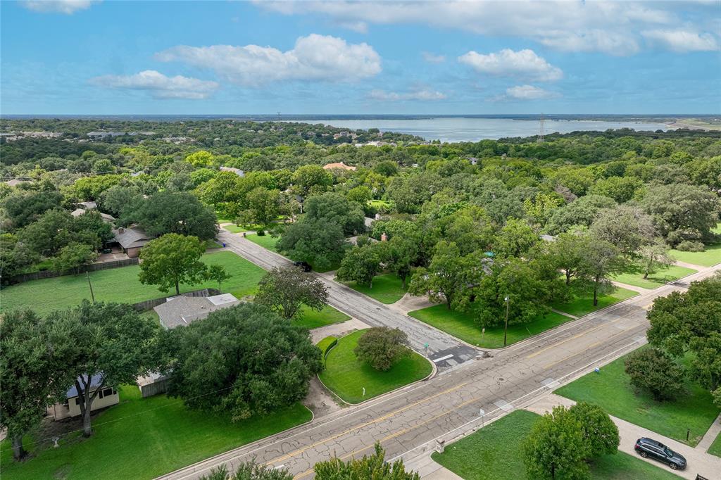 3216 MacArthur Drive Waco, TX 76708 - Photo 6 of 39 a view of a green field