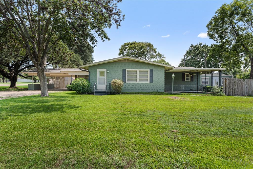 3216 MacArthur Drive Waco, TX 76708 - Photo 7 of 39 a front view of house with yard and green space