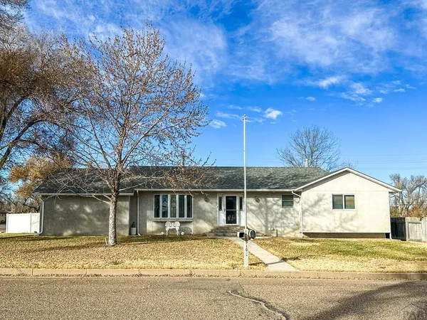$450,000 | 910 South 10th Street, Lamar, CO 81052