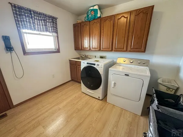 $450,000 | 910 South 10th Street, Lamar, CO 81052