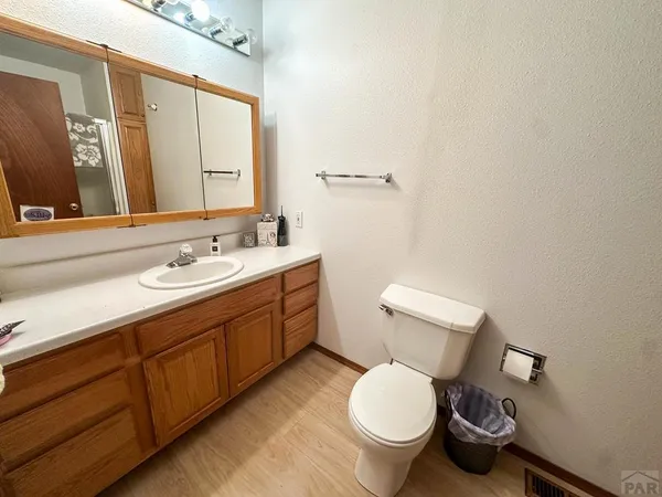 $450,000 | 910 South 10th Street, Lamar, CO 81052