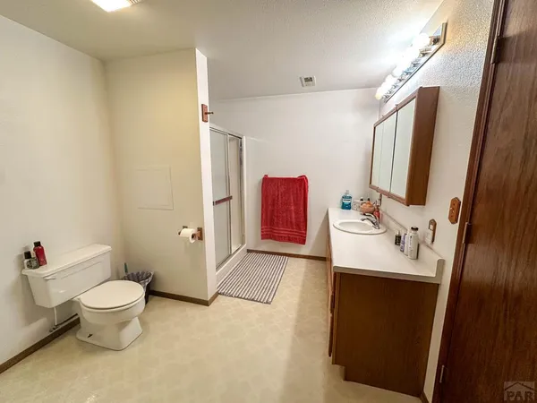 $450,000 | 910 South 10th Street, Lamar, CO 81052