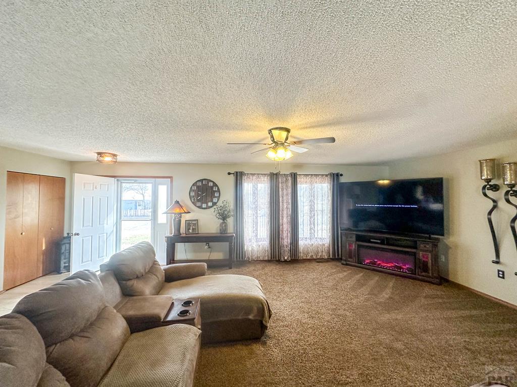 910 South 10th Street Lamar, CO 81052 - Photo 6 of 44