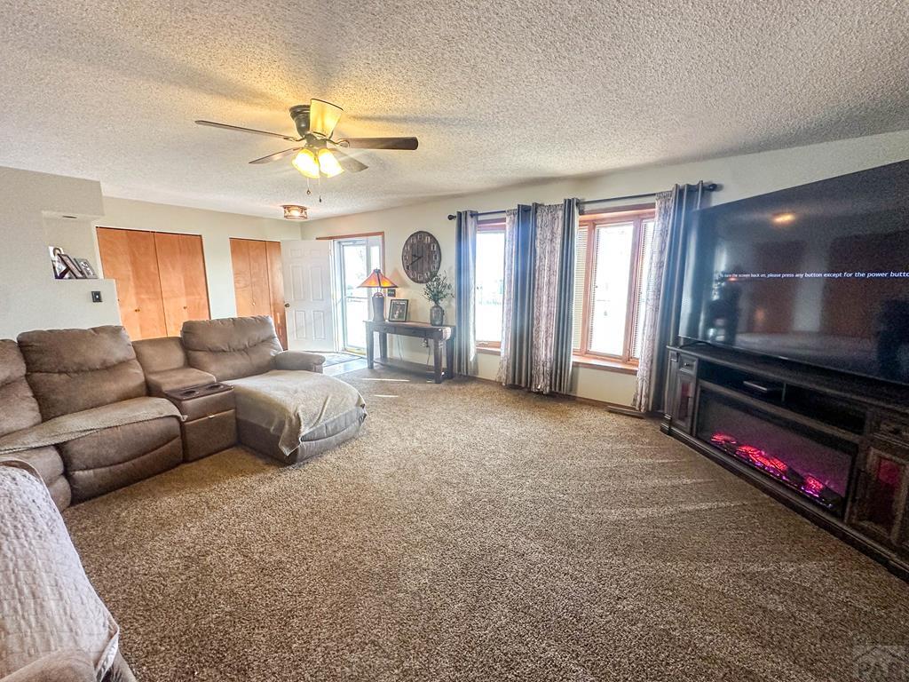 910 South 10th Street Lamar, CO 81052 - Photo 9 of 44