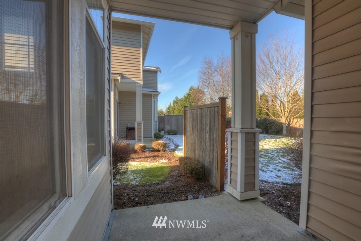 18709 109 Lane Southeast Renton, WA 98055 - Photo 22 of 25 Gallery Image 22