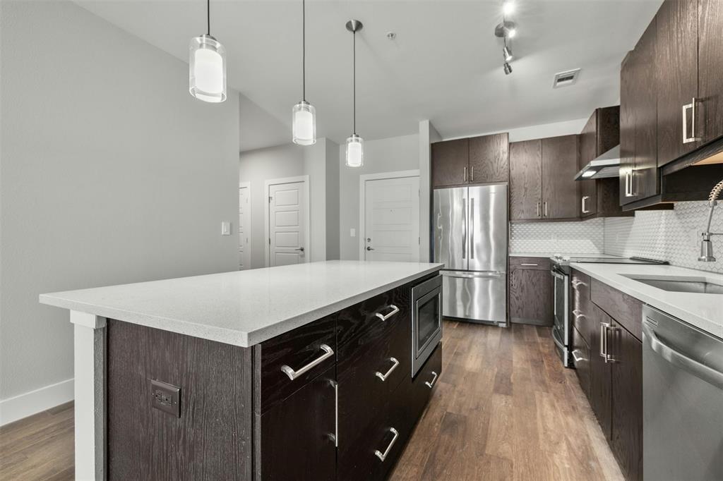 3114 South Congress Avenue, Unit 302 Austin, TX 78704 - Photo 3 of 28
