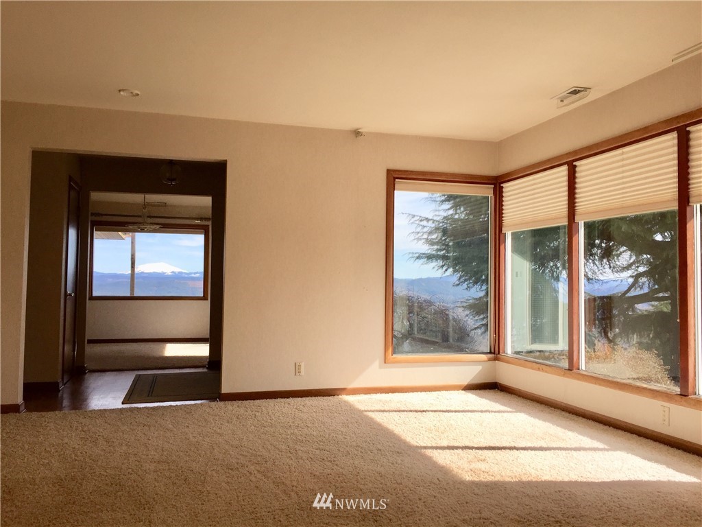 2 Cedar Gates Road Longview, WA 98632 - Photo 4 of 25 Gallery Image 4