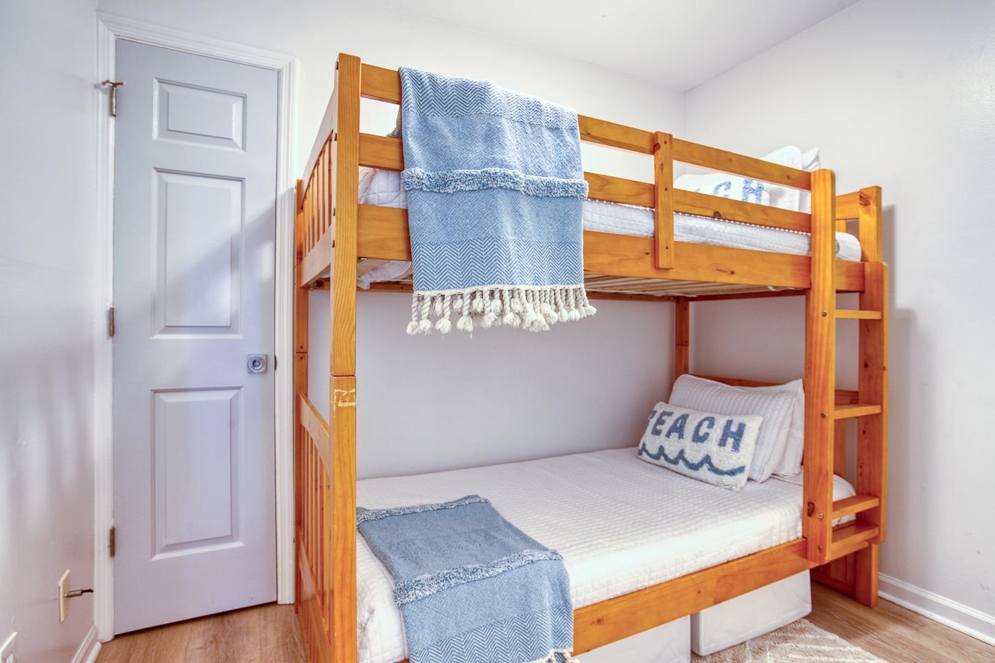 301 North Waccamaw Drive, Unit 307 Murrells Inlet, SC 29576 - Photo 17 of 31