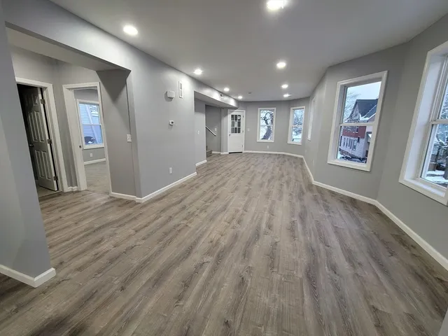 $1,900 | 166 Northampton Avenue, Unit 2, Springfield, MA 01109