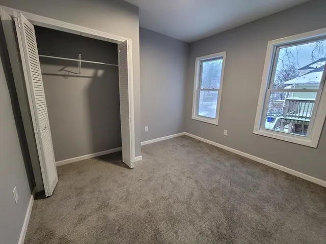 $1,900 | 166 Northampton Avenue, Unit 2, Springfield, MA 01109