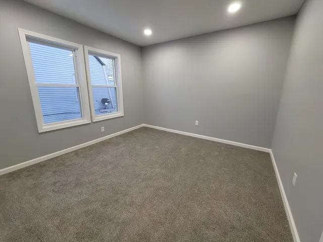 $1,900 | 166 Northampton Avenue, Unit 2, Springfield, MA 01109