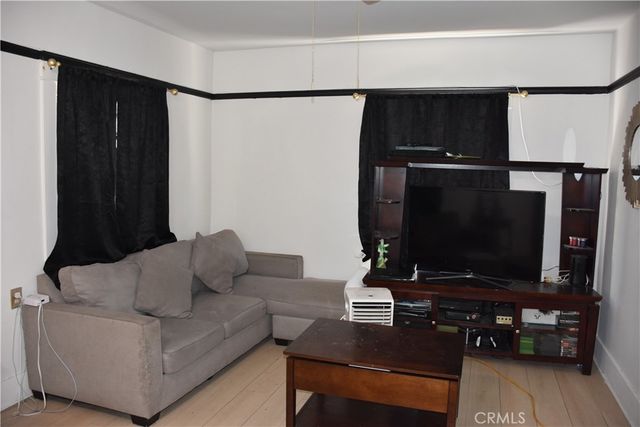 $880,000 | 5318 Irvington Place, Los Angeles, CA 90042