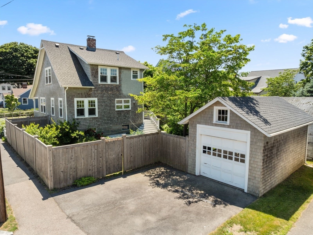 65 Narragansett Road Quincy, MA 02169 - Photo 5 of 31