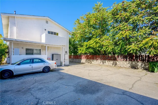 $2,500 | 5228 Auckland Avenue, Unit 3, North Hollywood, CA 91601