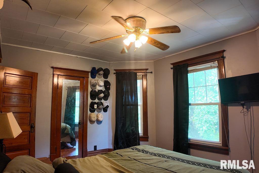 540 East Main Street Prairie City, IL 61470 - Photo 37 of 51