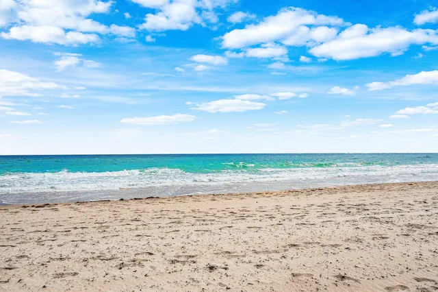 $125,000 | 2525 South Ocean Boulevard, Highland Beach, FL 33487