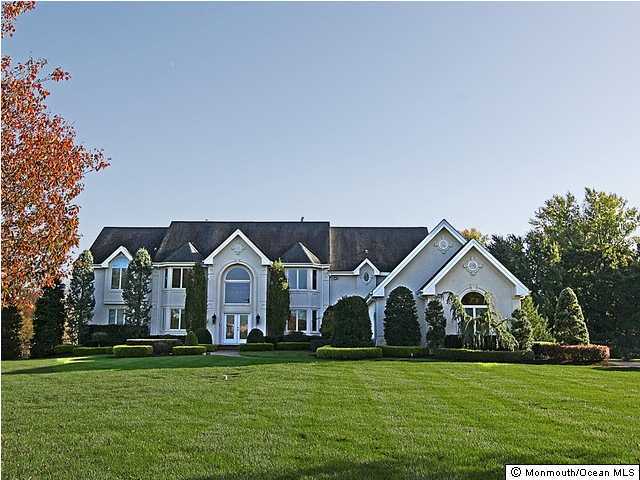 27 Ely Road Holmdel, NJ 07733 - Photo 1 of 25 Primary Photo