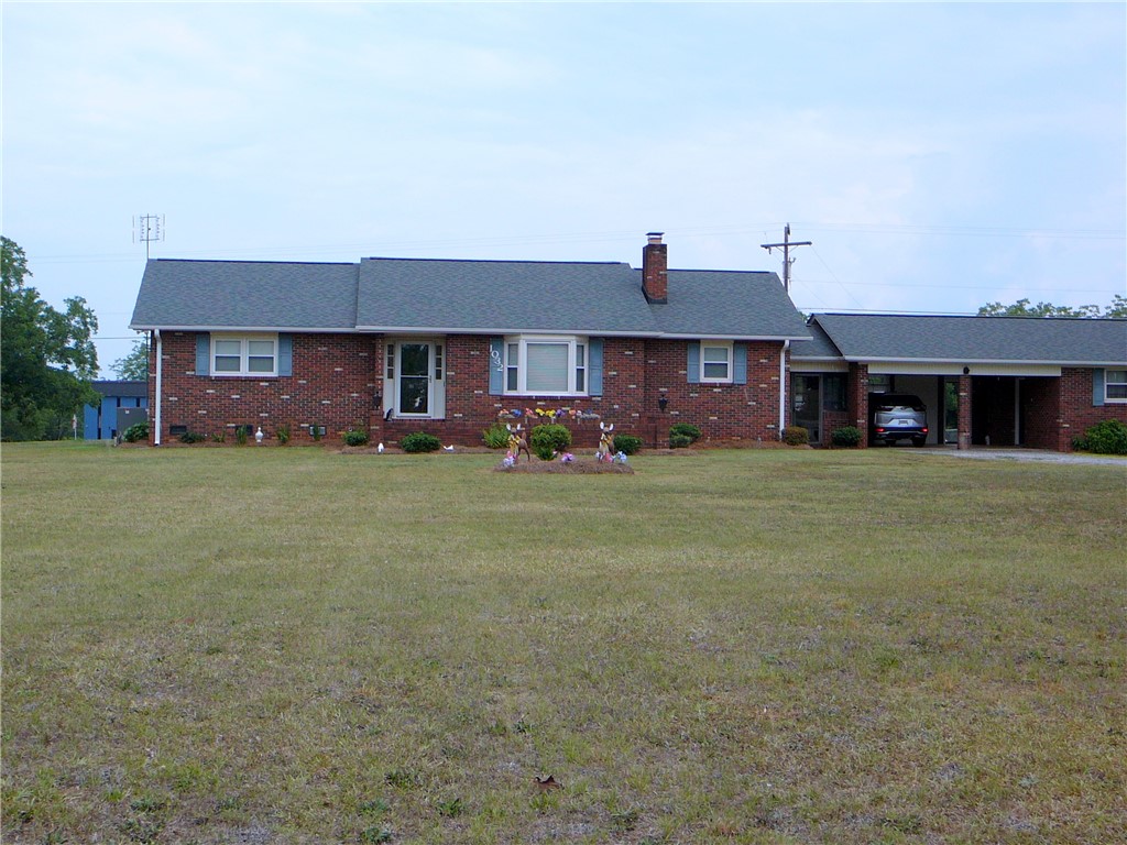 1032 Old Roberts Church Road Anderson, SC 29626 - Photo 2 of 24