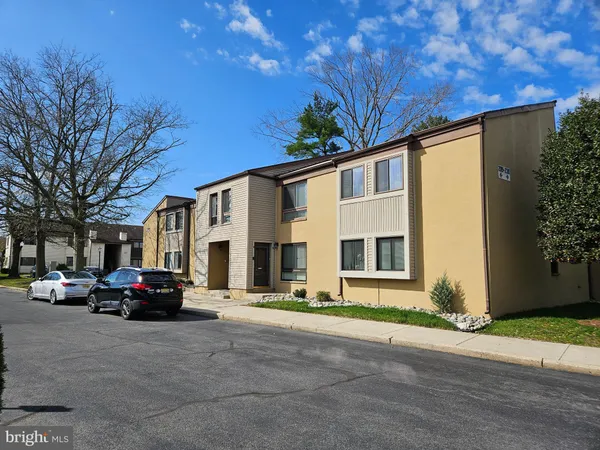 $2,200 | 210 James Court, Marlton, NJ 08053