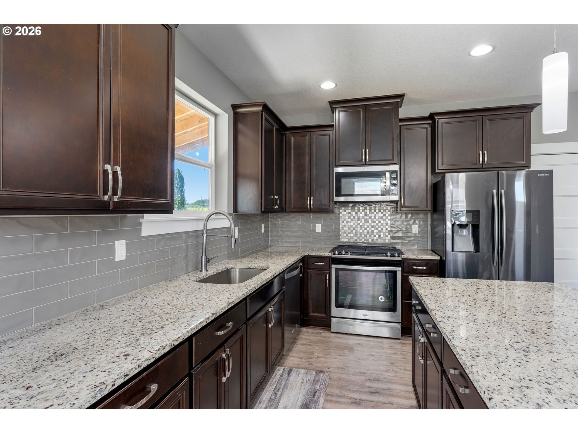 3150 Ponderosa Road Hood River, OR 97031 - Photo 14 of 40