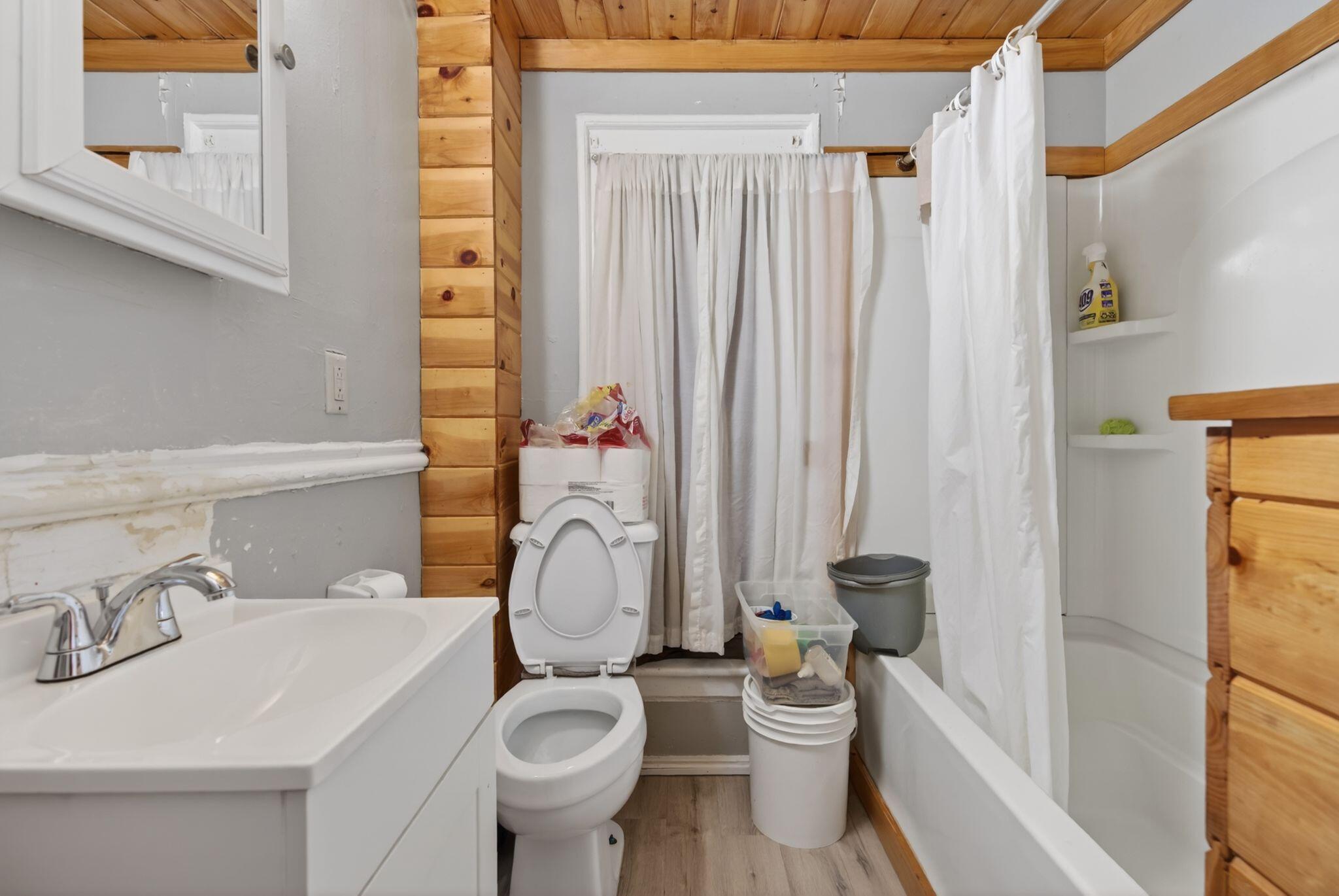 151 Horton Street Lewiston, ME 04240 - Photo 30 of 36 Bathroom