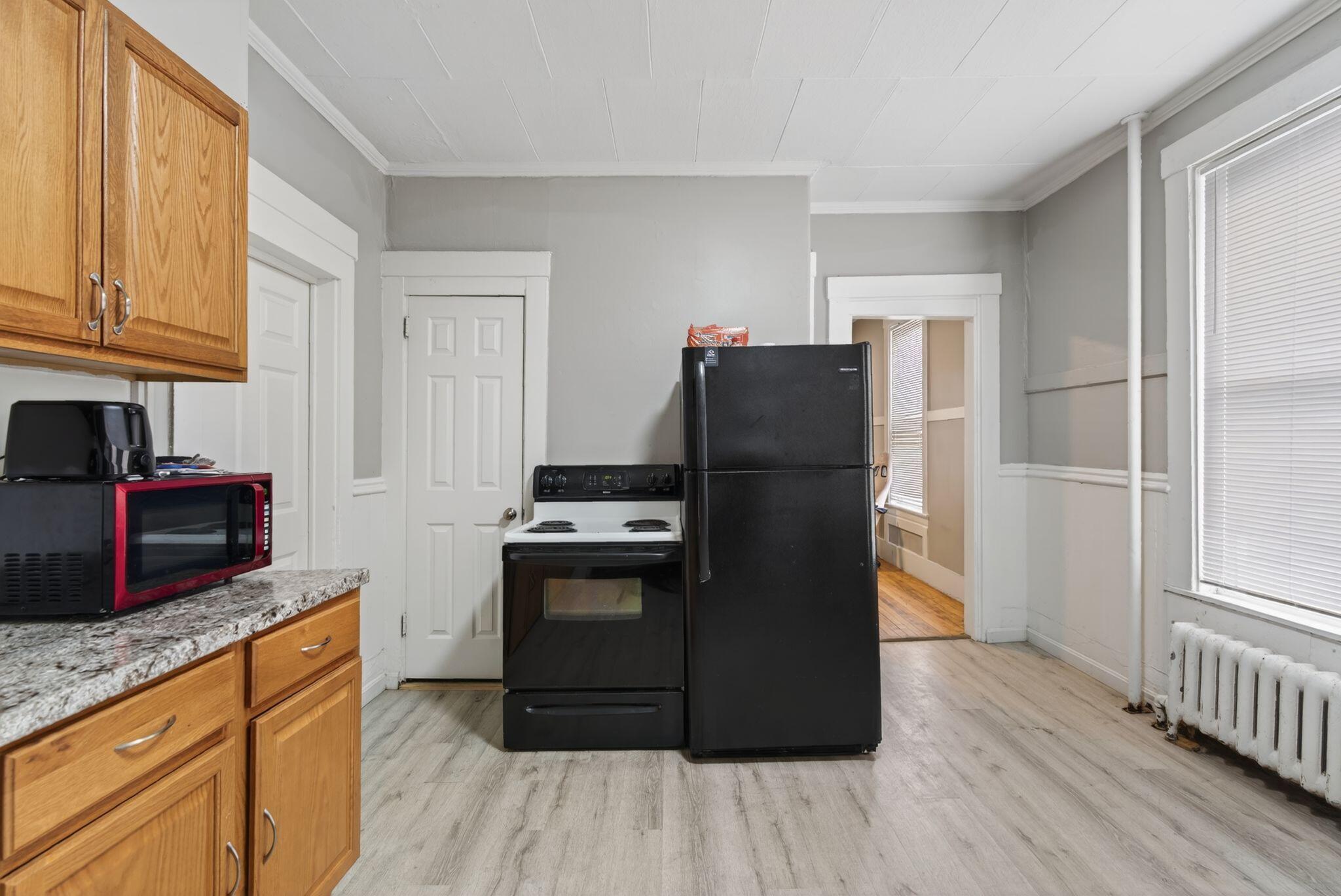 151 Horton Street Lewiston, ME 04240 - Photo 7 of 36 Kitchen