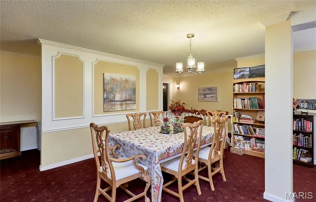 $250,000 | 1525 Hampton Hall Drive, Unit 5, Chesterfield, MO 63017