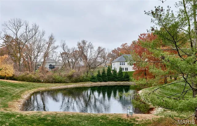 $250,000 | 1525 Hampton Hall Drive, Unit 5, Chesterfield, MO 63017