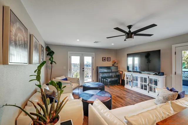 $799,999 | 2312 Helix Street, Spring Valley, CA 91977