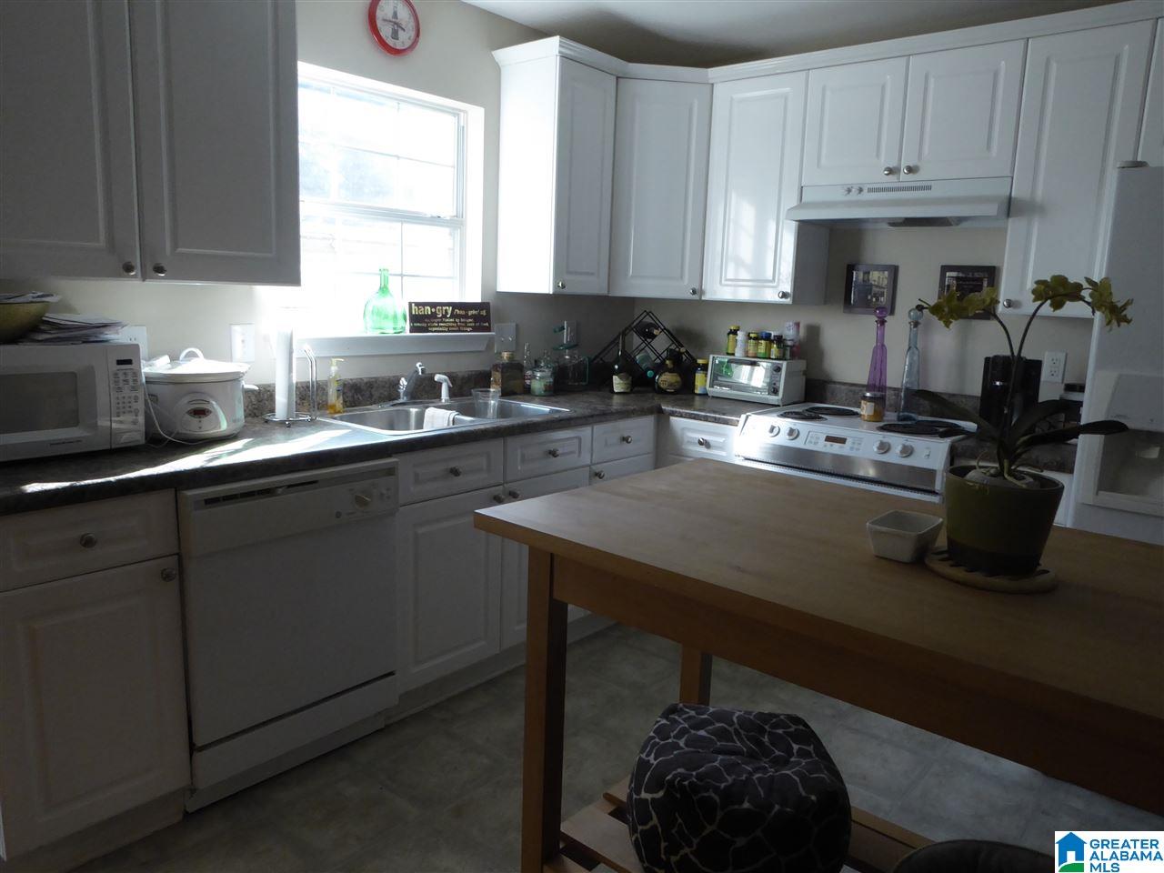 4038 Forest Lakes Road Sterrett, AL 35147 - Photo 7 of 13