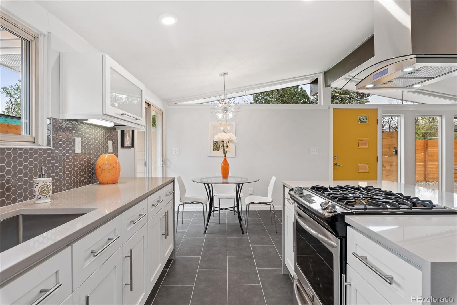 2465 South Newton Street Denver, CO 80219 - Photo 11 of 27