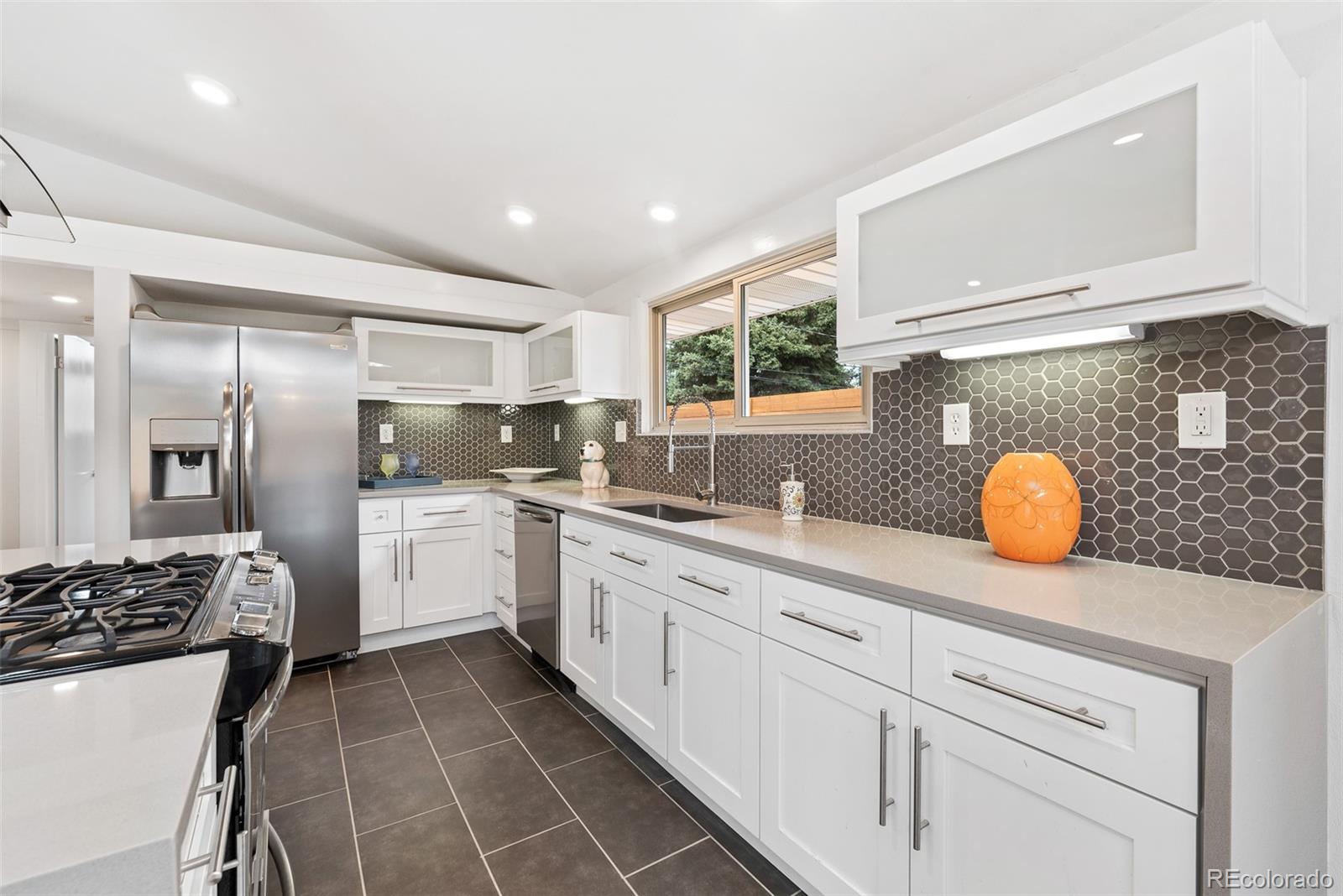 2465 South Newton Street Denver, CO 80219 - Photo 9 of 27