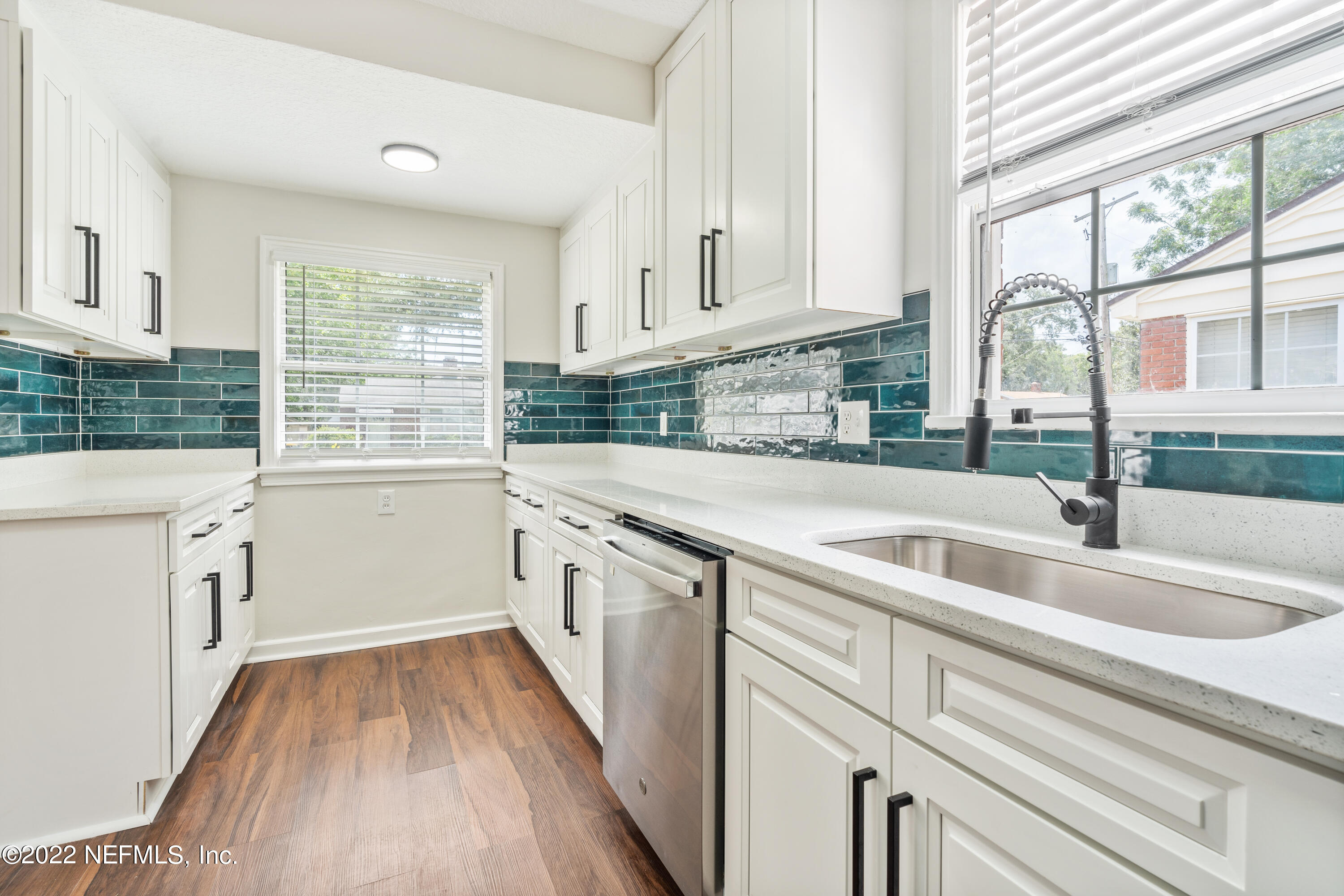 1661 Charon Road Jacksonville, FL 32205 - Photo 3 of 44 kitchen
