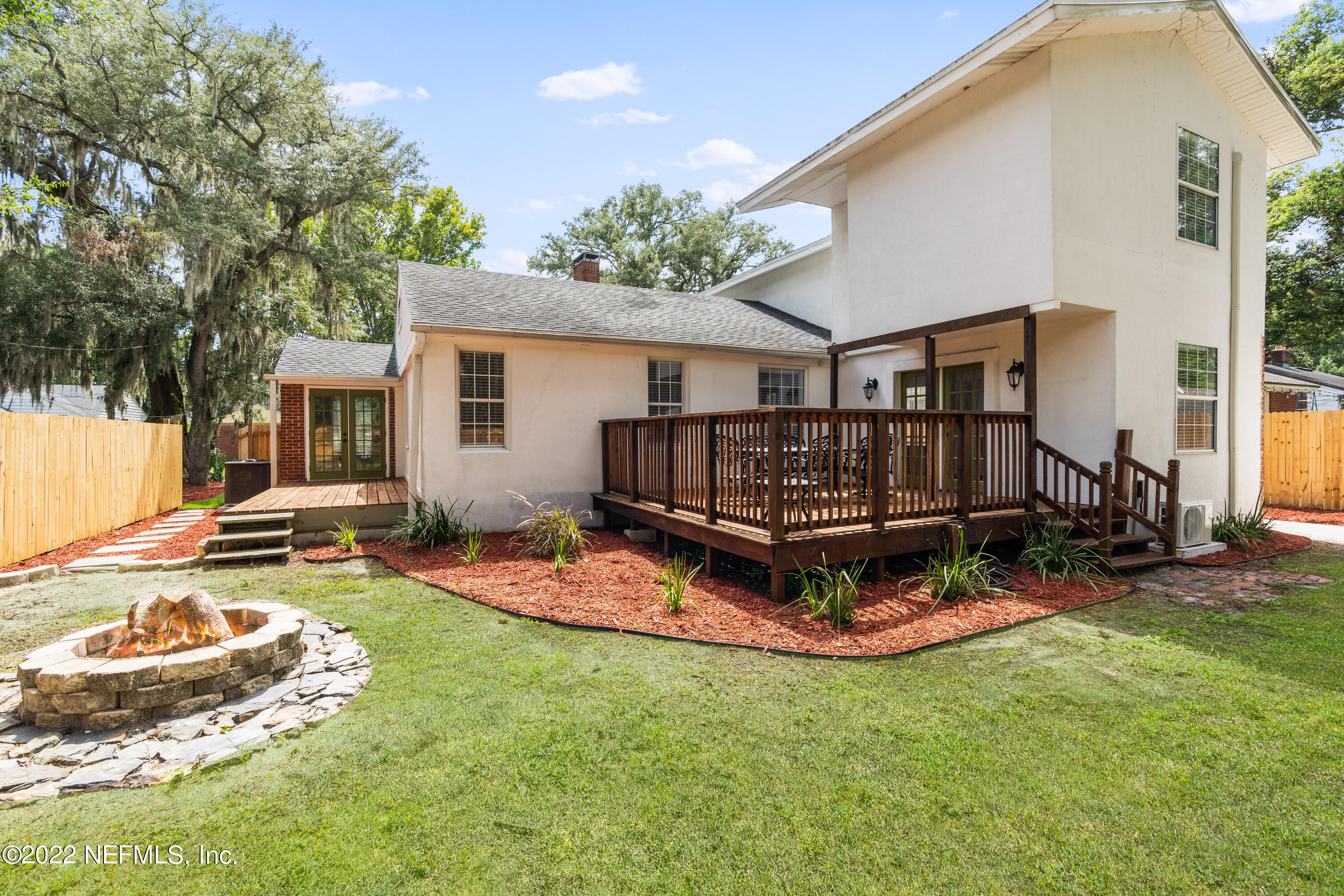 1661 Charon Road Jacksonville, FL 32205 - Photo 5 of 44 back yard and decks