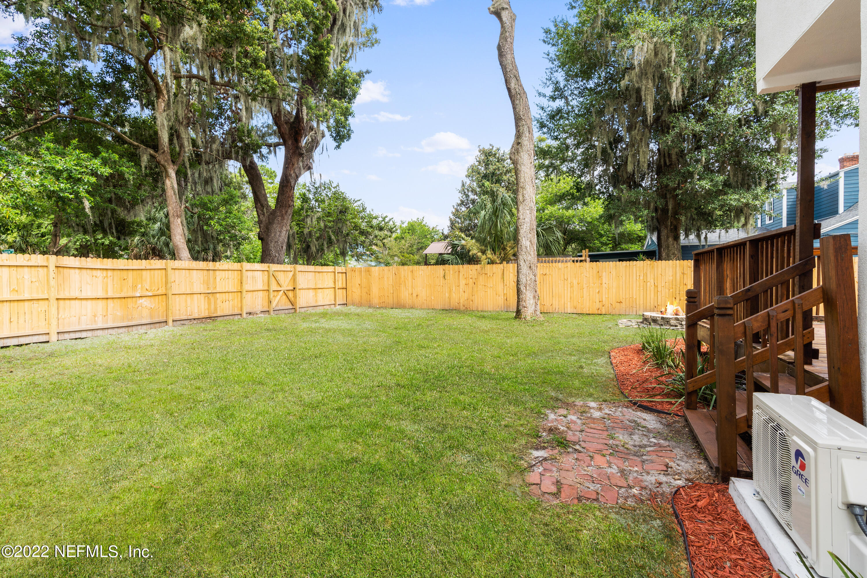 1661 Charon Road Jacksonville, FL 32205 - Photo 8 of 44 gate to fishweir park