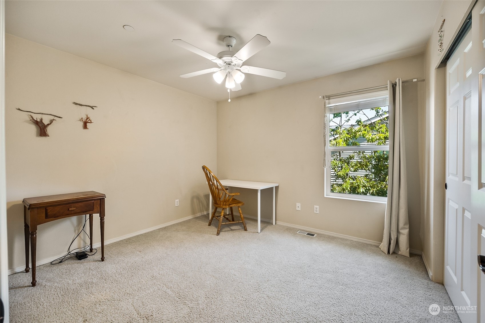1345 Foreman Road DuPont, WA 98327 - Photo 13 of 34 a view of workspace with a window