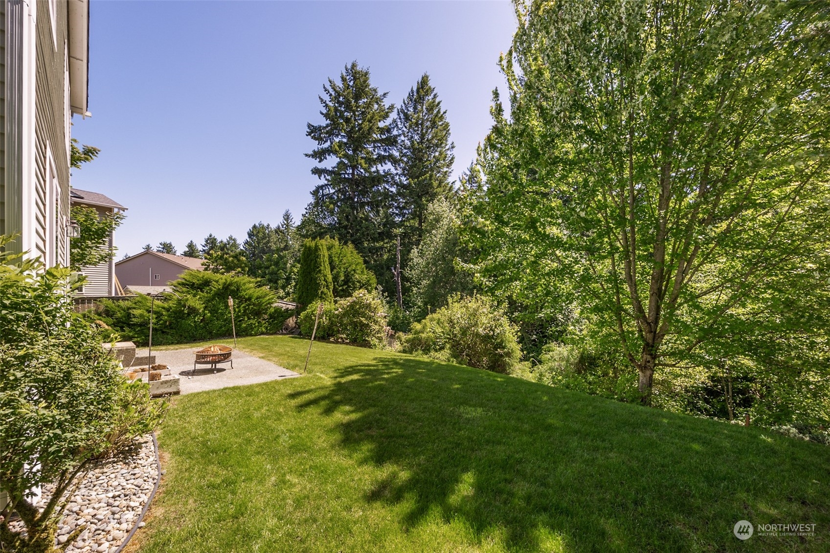 1345 Foreman Road DuPont, WA 98327 - Photo 24 of 34 a view of an outdoor space and yard