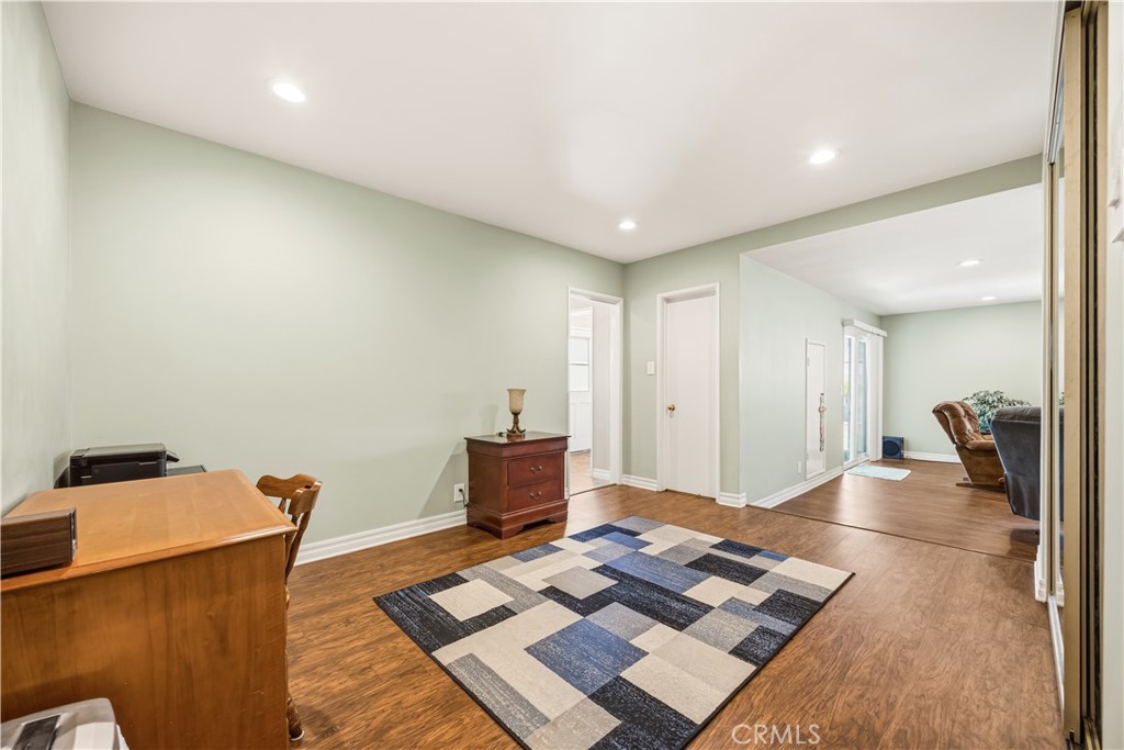 10061 Van Ruiten Street Bellflower, CA 90706 - Photo 12 of 29