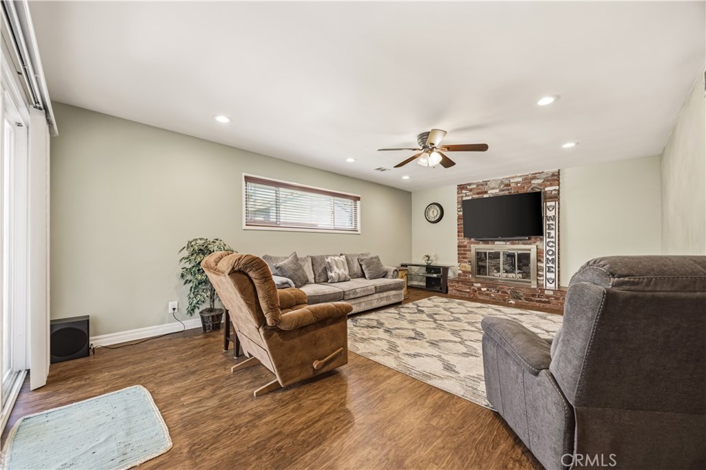 10061 Van Ruiten Street Bellflower, CA 90706 - Photo 14 of 29