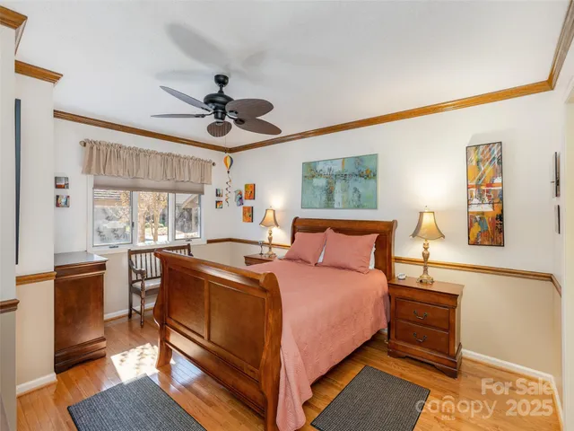 $395,000 | 303 North Scarlet Oak Lane, Hendersonville, NC 28791