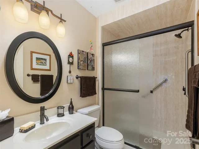 $395,000 | 303 North Scarlet Oak Lane, Hendersonville, NC 28791