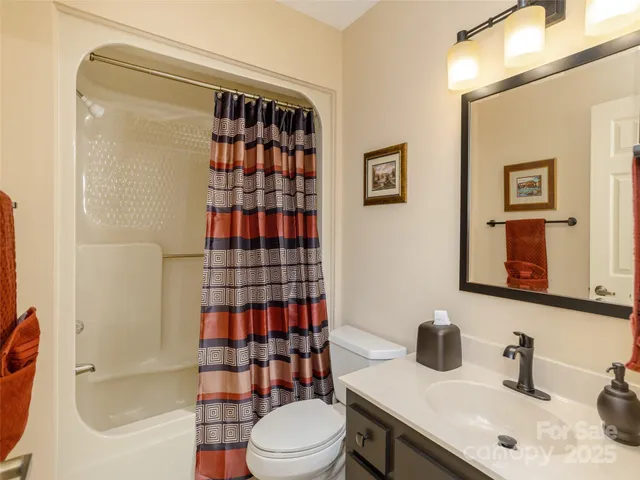 $395,000 | 303 North Scarlet Oak Lane, Hendersonville, NC 28791