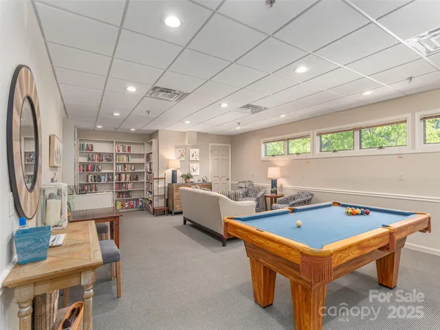 $395,000 | 303 North Scarlet Oak Lane, Hendersonville, NC 28791